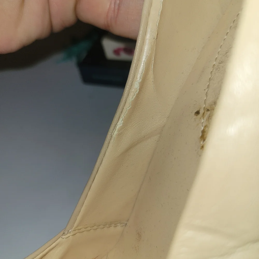 Guess Cream Stiletto Heels - Picture 5 of 6